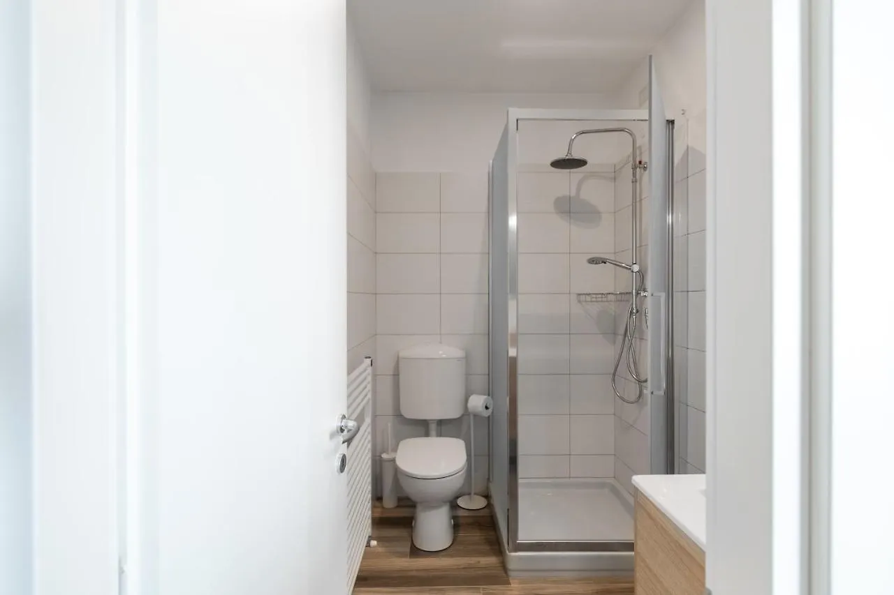 Varenna Hill Apt Perledo