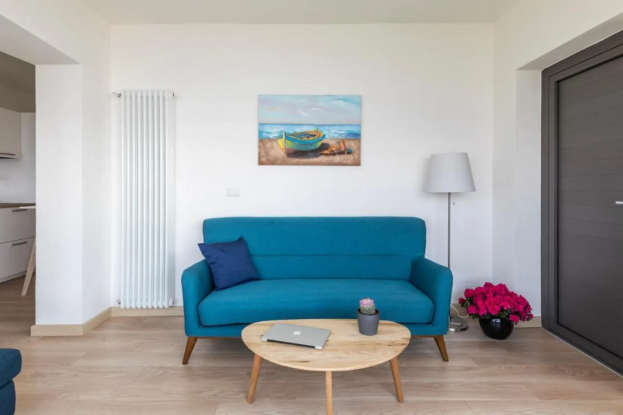 Varenna Hill Apt Perledo